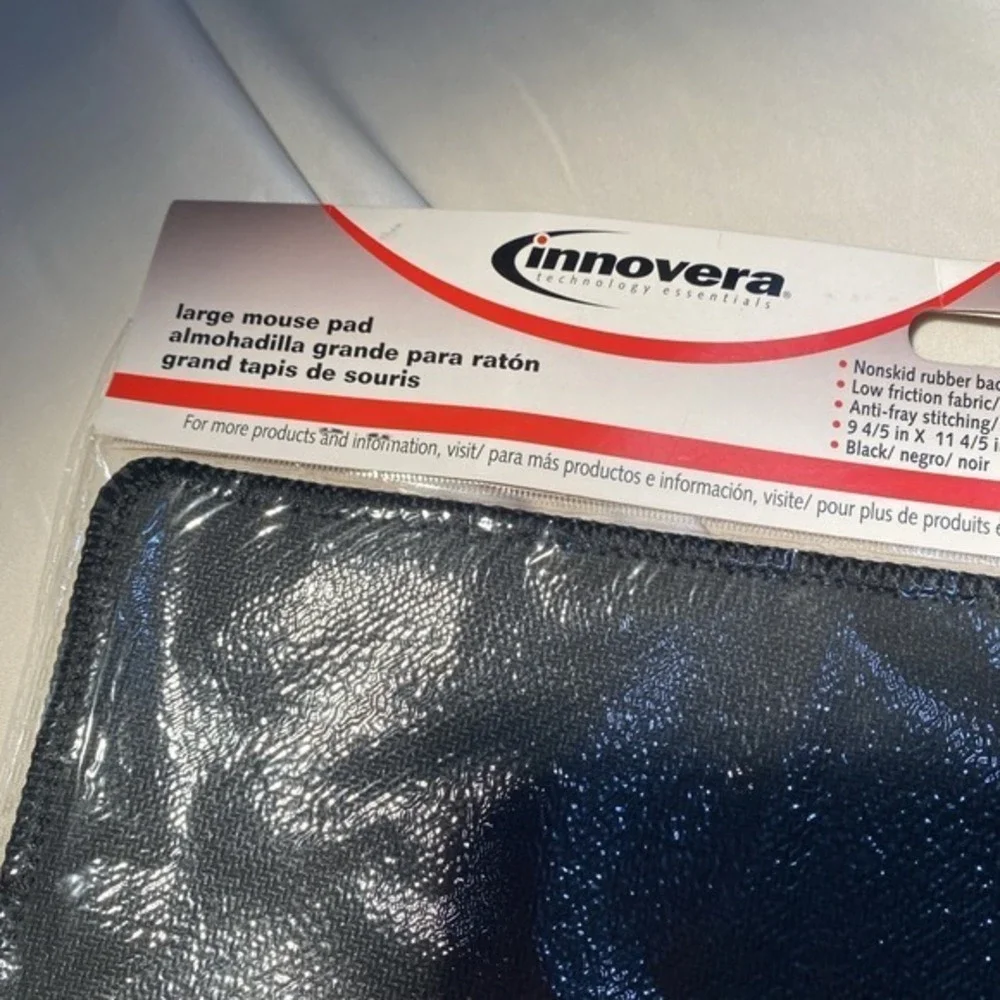 Innovera IVR52600Large Mouse Pad, Nonskid Base, 9 7/8 X 11 7/8 X 1/8, Black 3695